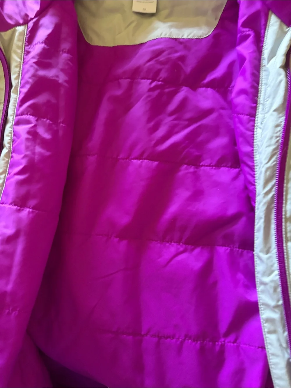 Columbia  women ' s Light Gray Jacket with Purple Accents Size 1X